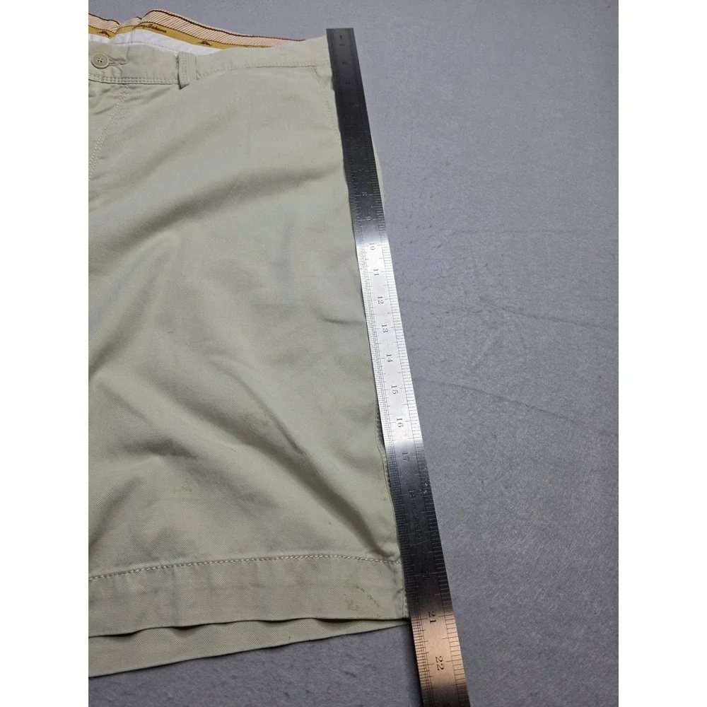 Tommy Bahama Chino Shorts Men's 36 Khaki Cotton Flat Front Slash Pocket Casual